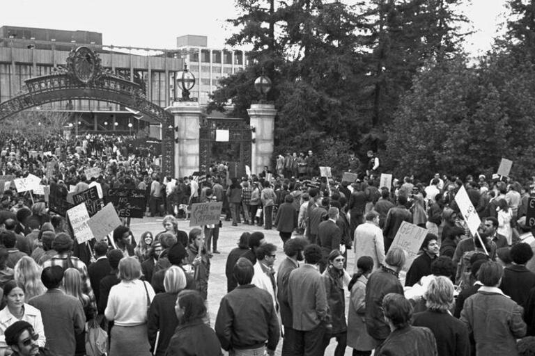 Crowd of protestors at Sather Gate, UC Berkeley.